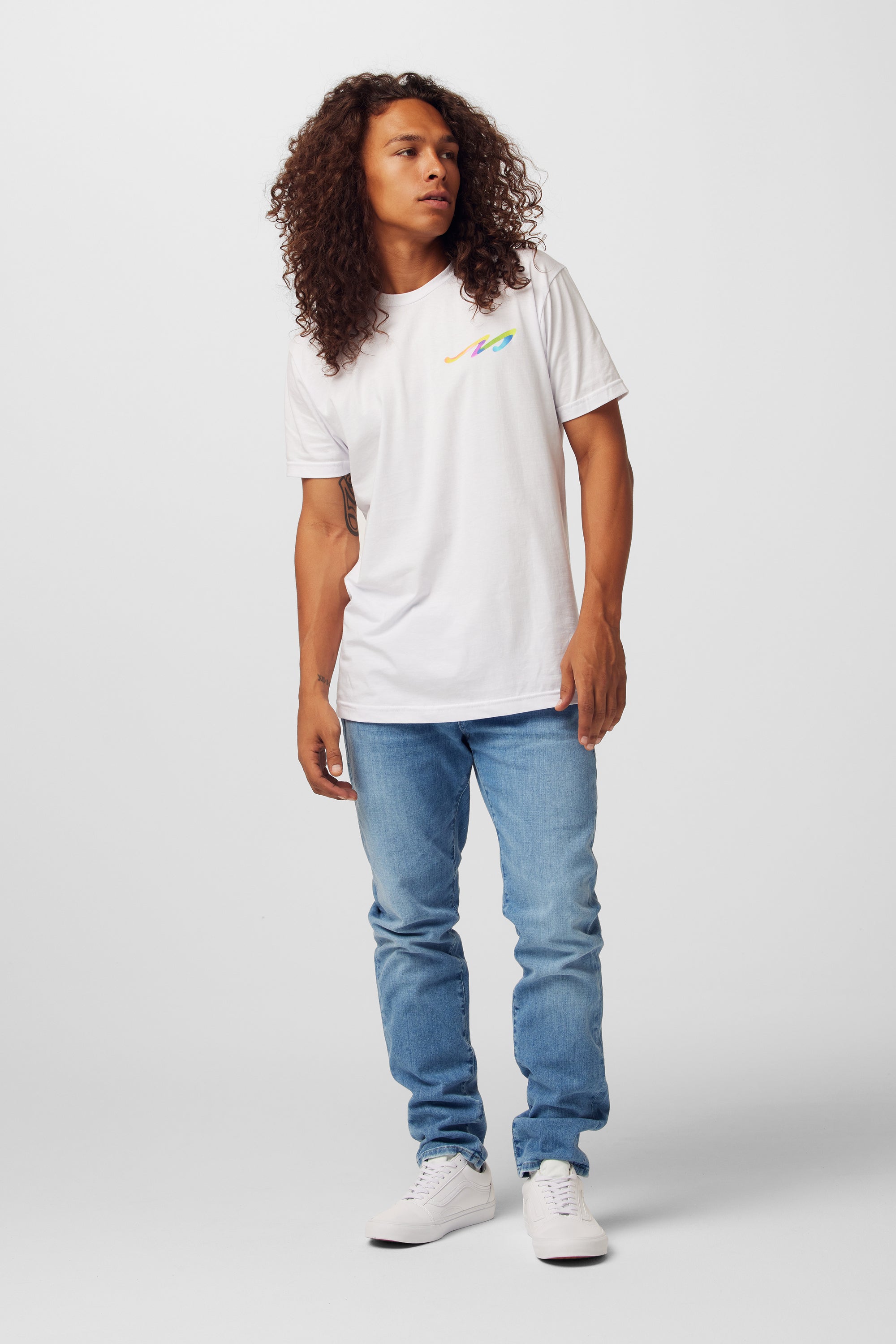 seae　ルベーシックWhite LOGO Tee Space Basics Tee - White w Logo – spaceskatestore