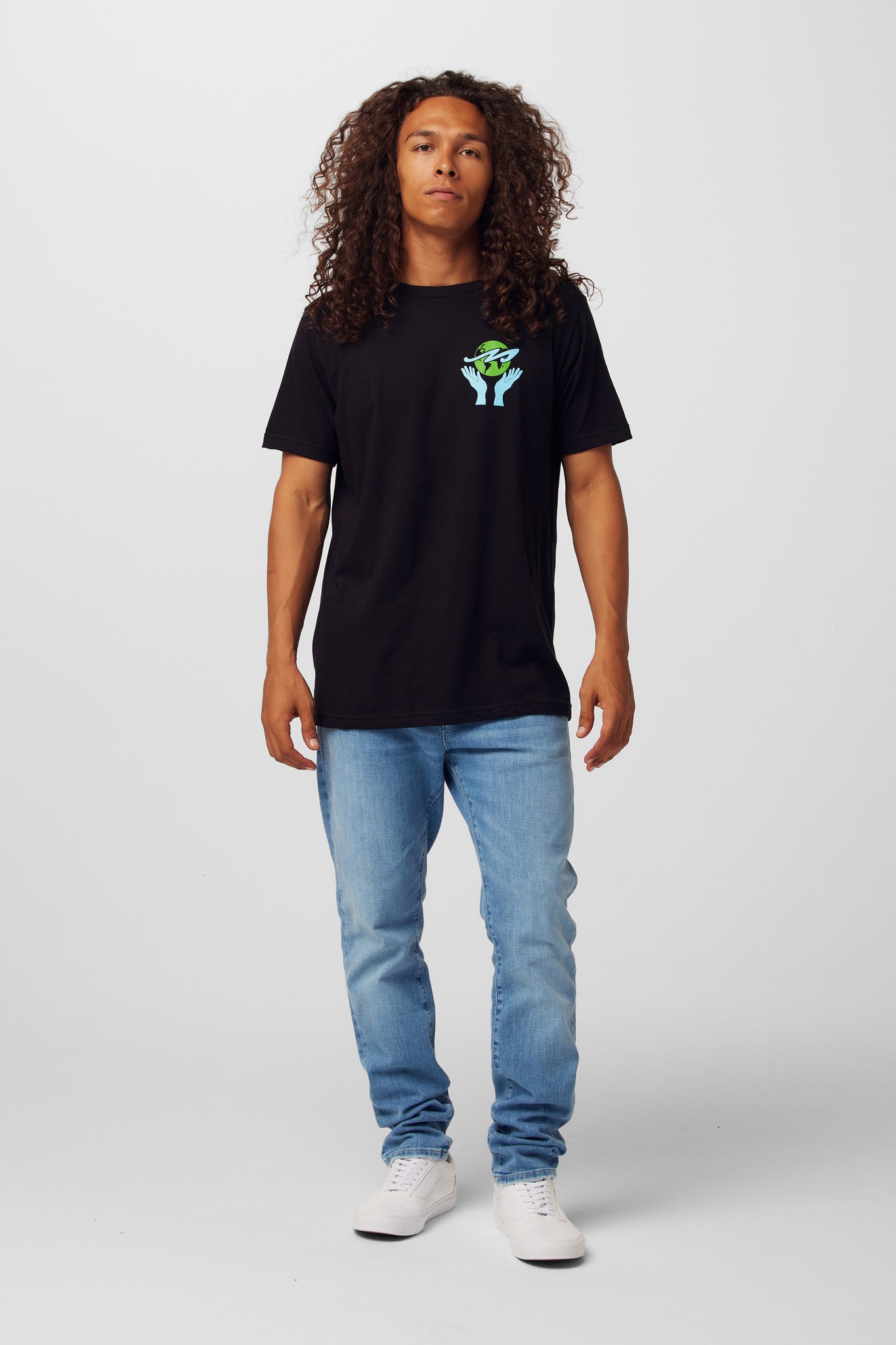 THE WORLD IS YOURS  TEE | BLACK